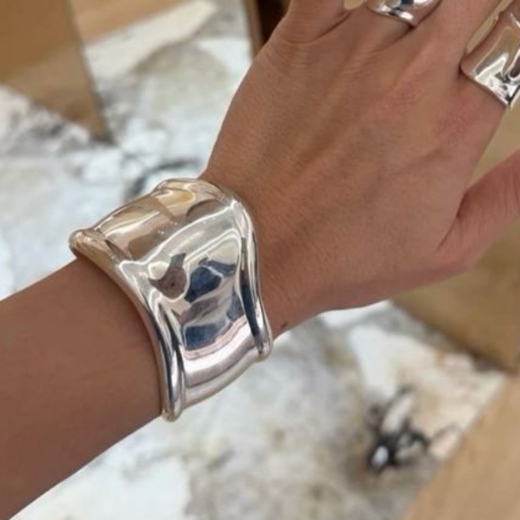 Nwt Steriling Silver Bone Cuff Left Arm - Picture 2 of 6